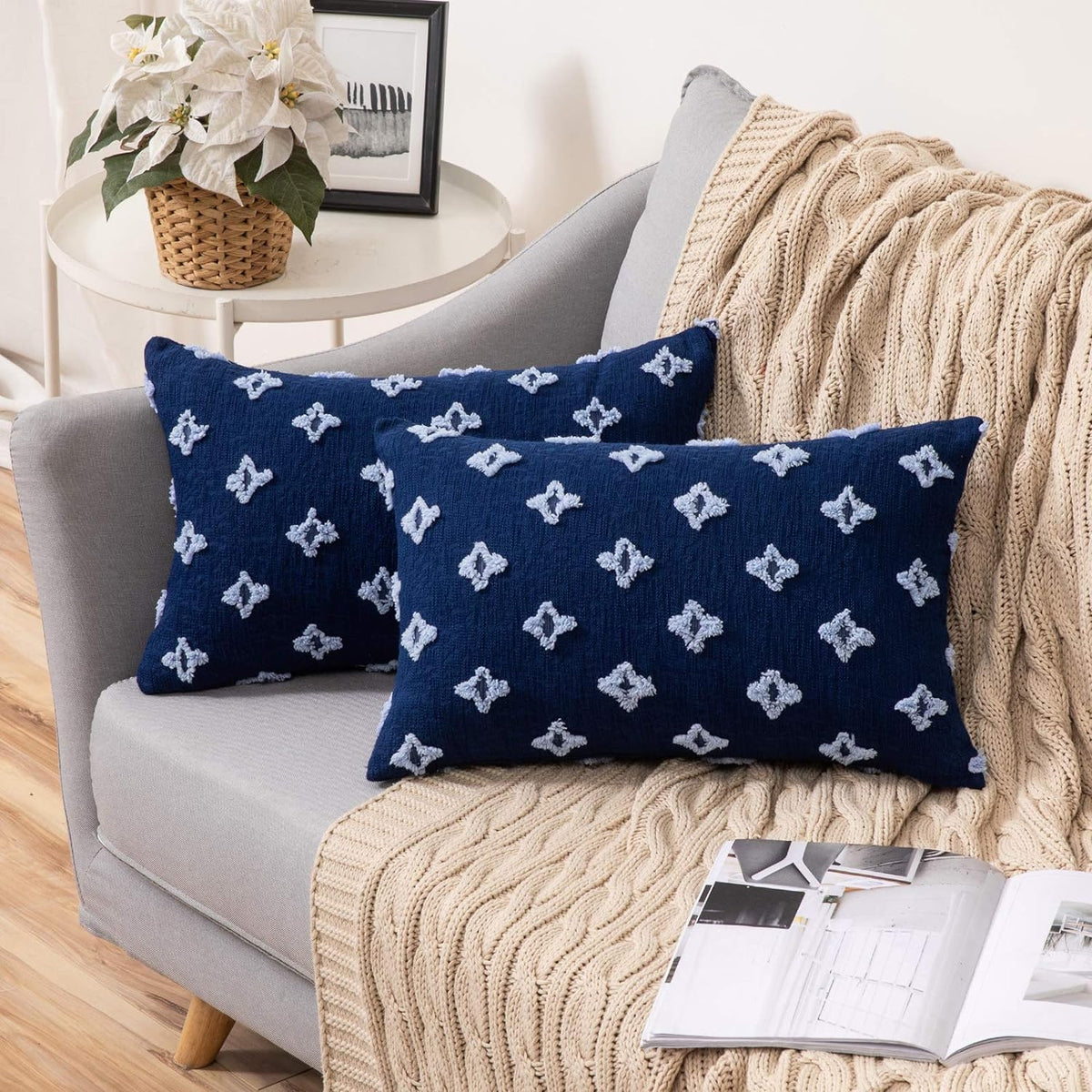 Tufted Daisy Lumbar Pillow